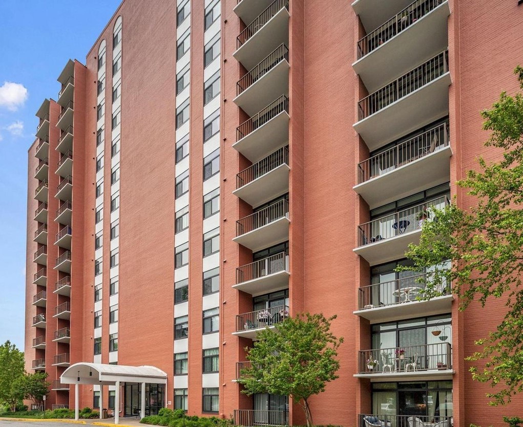 1 Smeton Place - 1406
